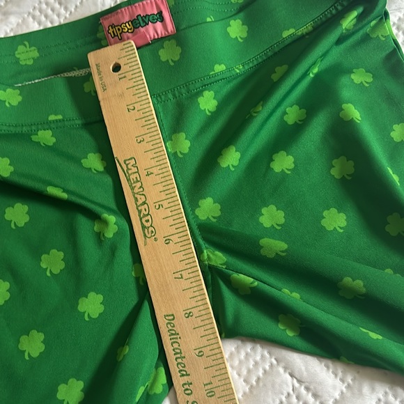 tipsy elves Green Clover Leggings - Picture 7 of 8